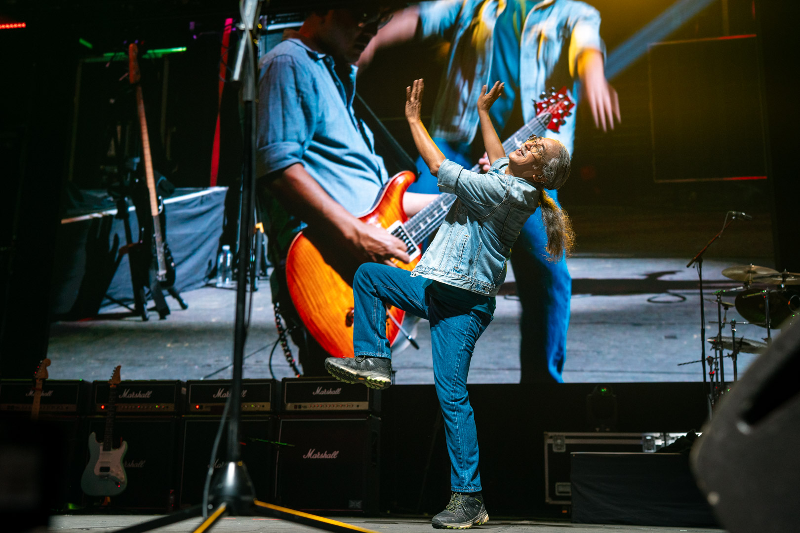 07-Nepathya-frontman-Amrit-Gurung-in-action-at-the-Wembley-Arena.-Photo---Dipit-Raz---Nepalaya-1754906291.jpg