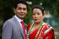 बेलायत निवासी रेखा गुरुङ परिवारबाट तमु लामा बौद्ध समाजलाई १ लाख २१ रुपैया सहयोग