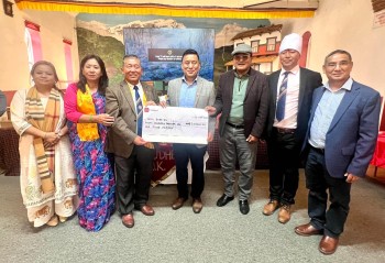 बाढीपीडितका लागि धम्पुस परिवार यूकेद्वारा २ लाख ३८ हजार सहयोग