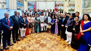 नेपाली दूतावास लन्डनमा रात्रिभोजसहित १८ औं गणतन्त्र दिवस मनाइयो