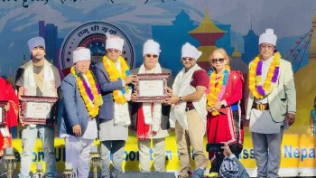गोर्खा मिडिया यूकेका प्रबन्ध निर्देशक तमु र सहसम्पादक गुरुङ १६ औं नेपाली मेलामा सम्मानित 