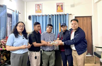 मिर्गौलापीडित कलाकार सुरजको उपचारका लागि गोर्खा मिडियाको १ लाख १० हजार सहयोग (भिडियो सहित)