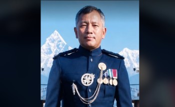 मेजर रिटायर्ड हितमान गुरुङ बेलायती एमबिई उपाधिबाट सम्मानित