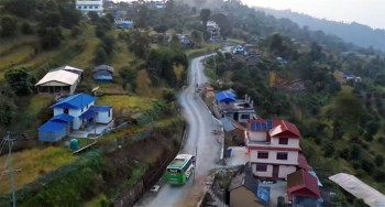 नेपालमा चल्न थाले सार्वजनिक गाडी