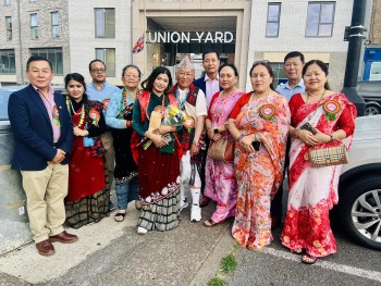 सुन्दरबजार सेरोफेरो लमजुङ समाज यूकेद्वारा गायिका सोनी कुँवर क्षेत्रीलाई सम्मान र बिदाइ