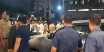 अहमदाबादमा दुर्घटनाग्रस्त विमानमा थिए बेलायतका ५३ यात्रु, १ जनाको उद्धार