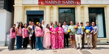 अल्डरसटमा नवीन एन्ड नवीन ज्वेलर्सको उद्घाटन