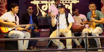 ‘खाडी छिर्ने हो’ भन्दै आए आश्रम