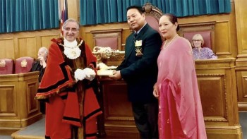 बेलायतमा नेपाली व्यवसायी तथा समाजसेवी खमिरजंग गुरुङ सिभिक अवार्डबाट विभूषित 