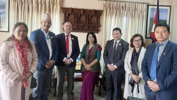 परराष्ट्रमन्त्री पौड्याललाई 'नेपाली भिलेज यूके' बारे जानकारी